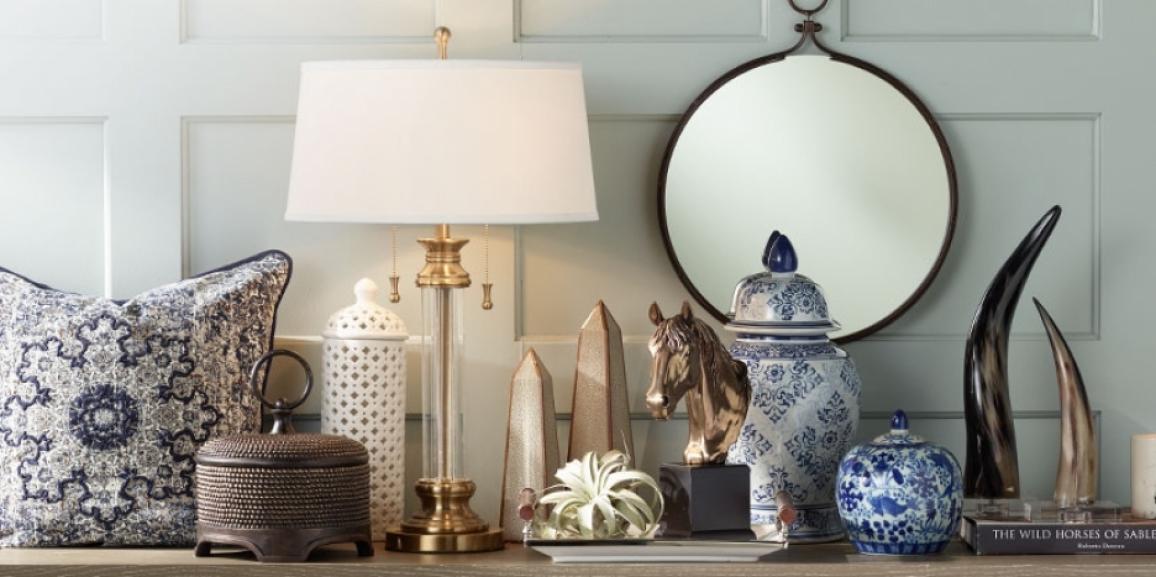 Home staging with art and accessories